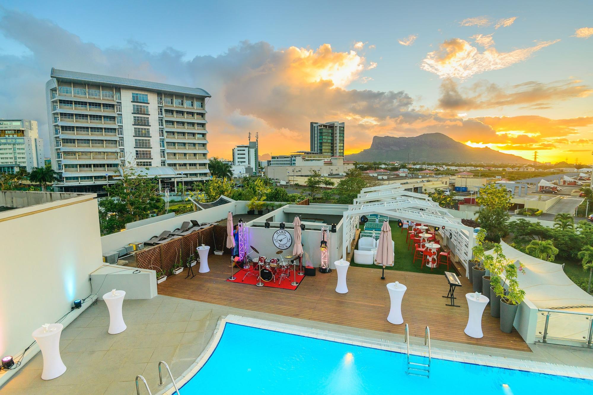 Hennessy Park Hotel Катр-Борн Екстер'єр фото