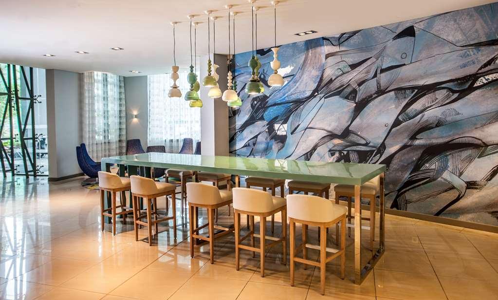 Hennessy Park Hotel Катр-Борн Інтер'єр фото