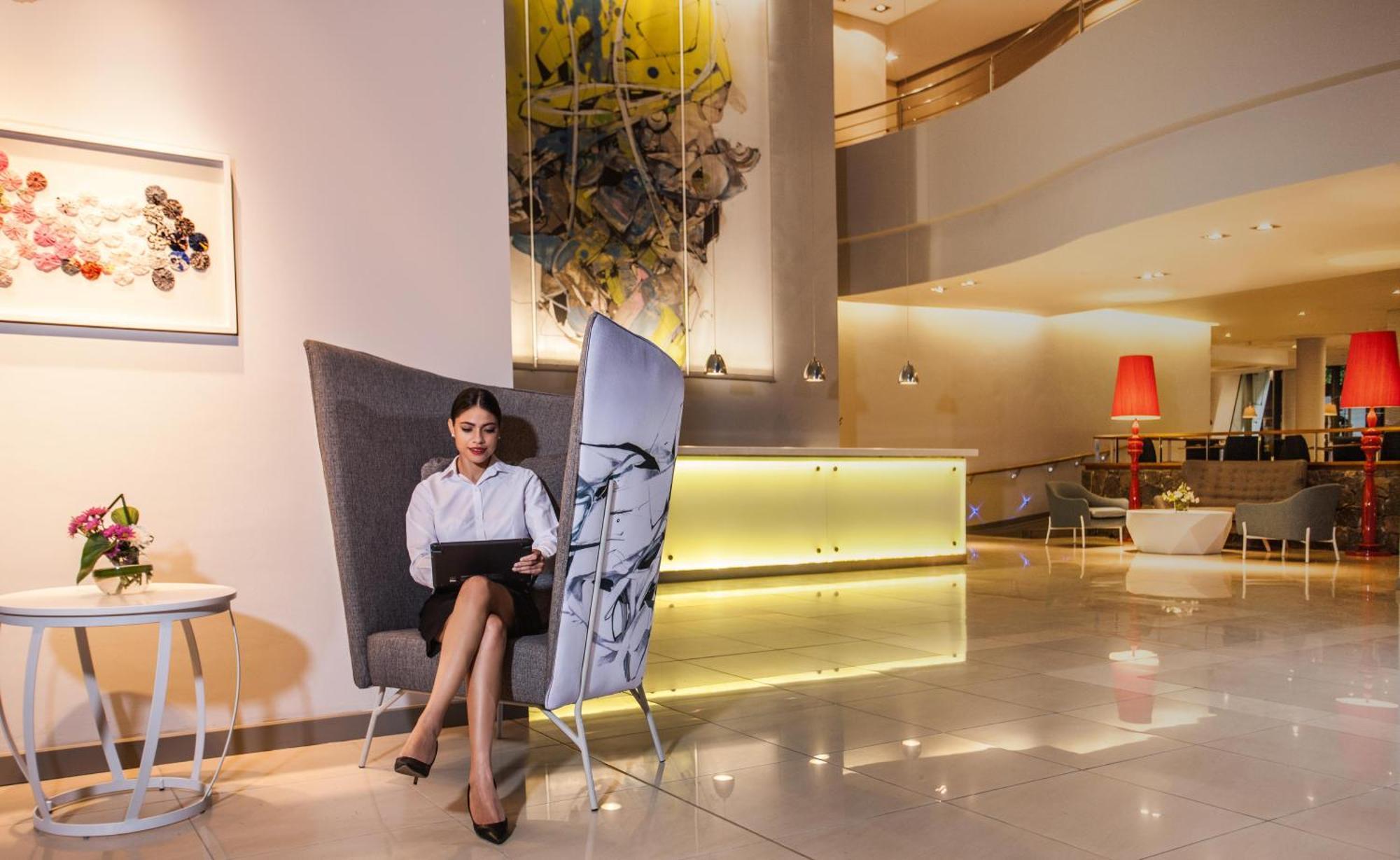 Hennessy Park Hotel Катр-Борн Екстер'єр фото