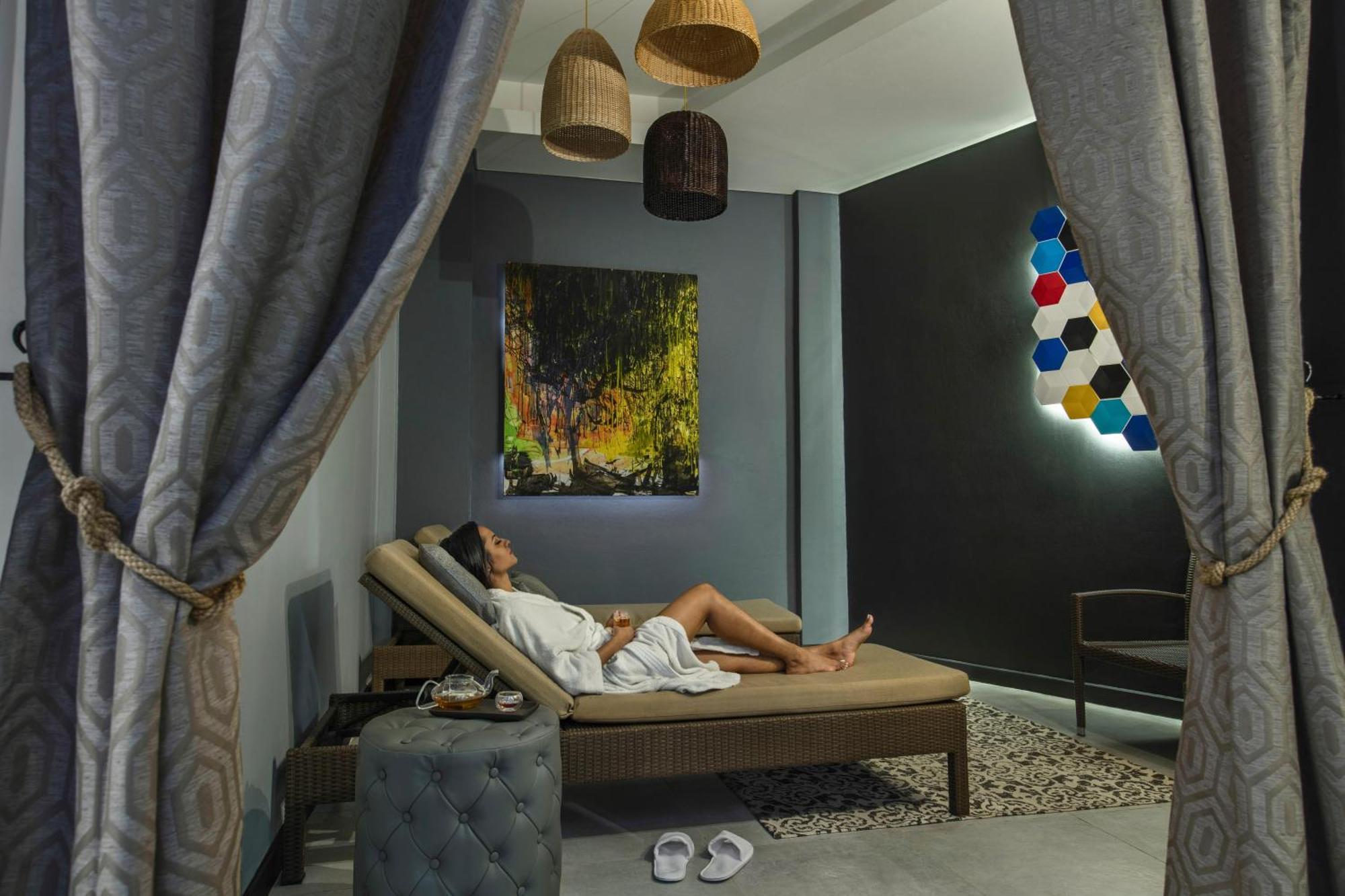 Hennessy Park Hotel Катр-Борн Екстер'єр фото