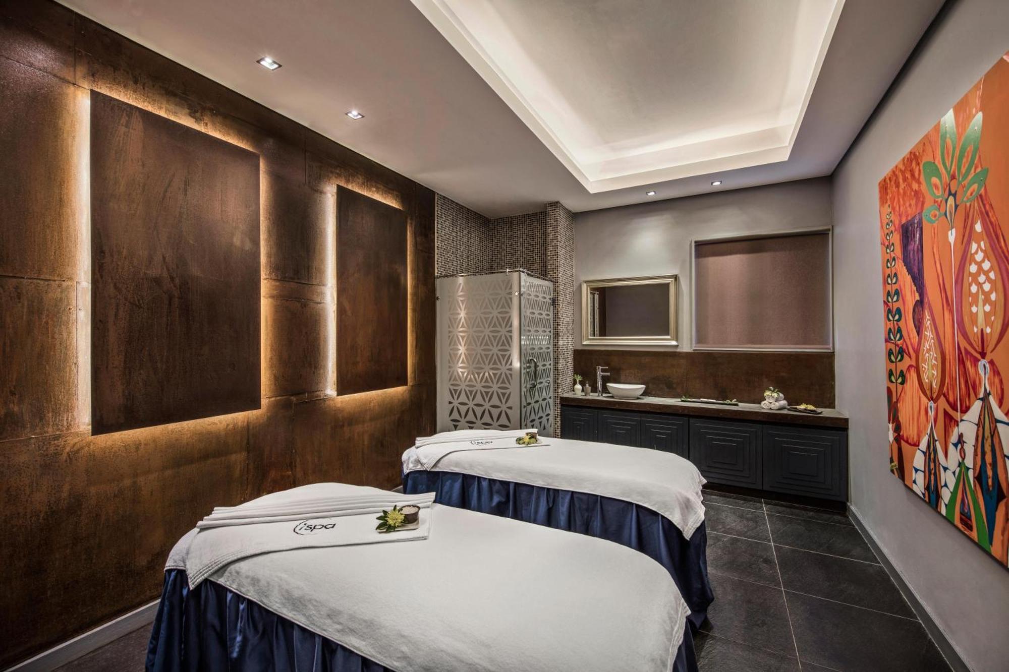 Hennessy Park Hotel Катр-Борн Екстер'єр фото