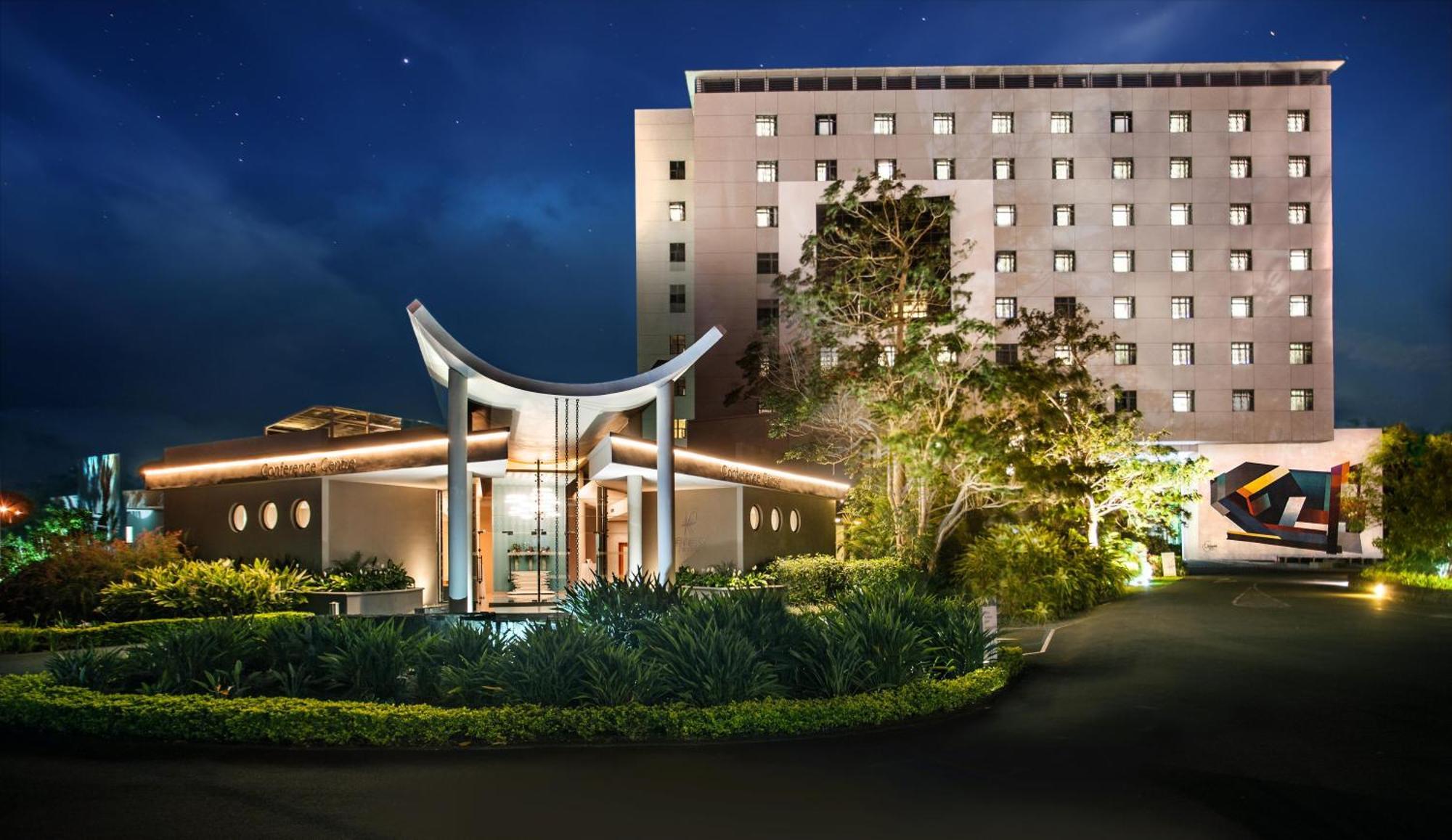 Hennessy Park Hotel Катр-Борн Екстер'єр фото