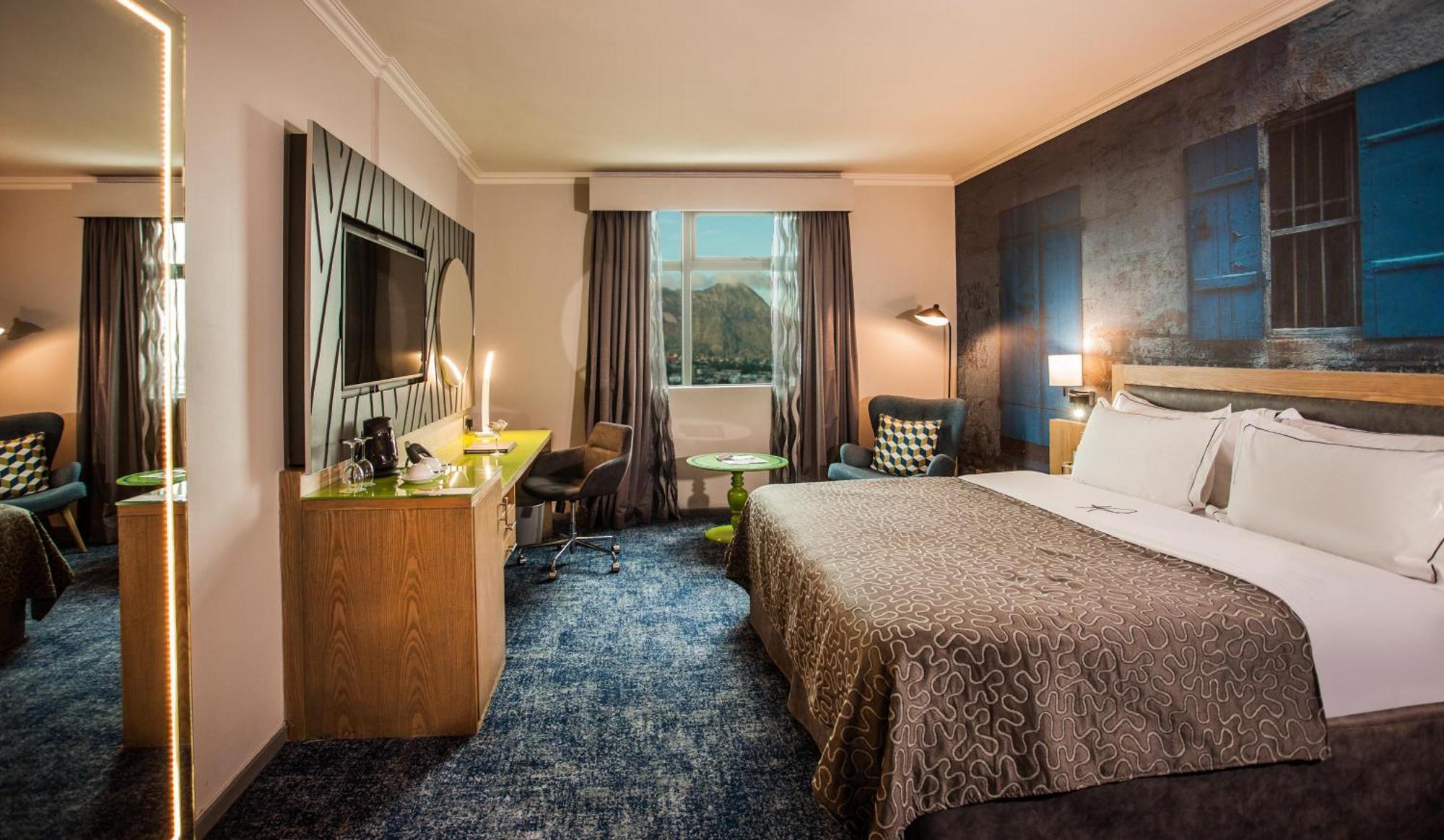 Hennessy Park Hotel Катр-Борн Екстер'єр фото
